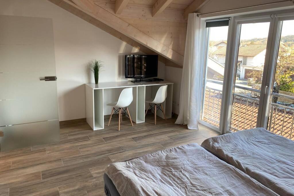Lichtdurchflutete Wohnung Mit Grosser Dachterrasse Bruckmühl Zewnętrze zdjęcie